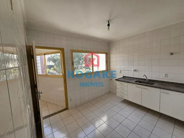 Apartamento 4 quartos e 2 banheiros, à venda ou para alugar, no bairro Jardim Aquarius em São José dos Campos