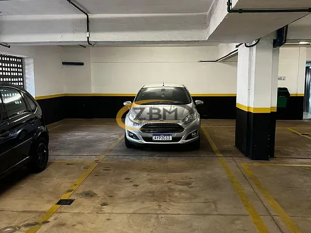 Apartamento com 116m² 3 quartos e 2 banheiros, à venda, no bairro Centro em Londrina