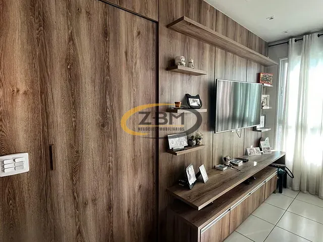 Apartamento com 116m² 3 quartos e 2 banheiros, à venda, no bairro Centro em Londrina