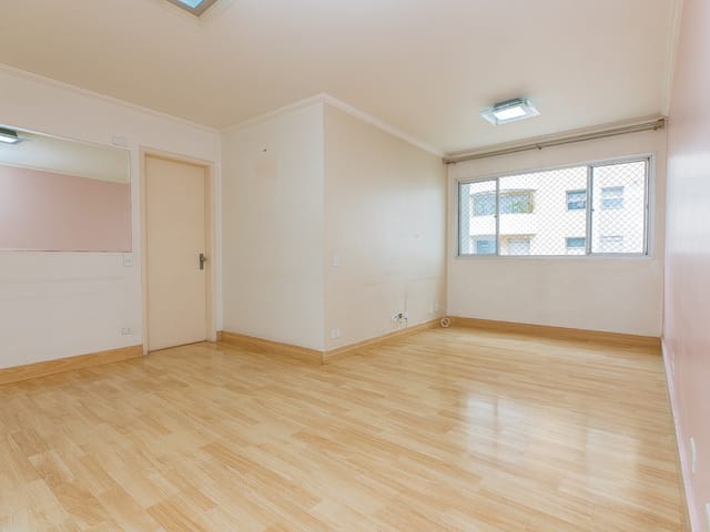 Foto do Apartamento - Apartamento para venda em Campo Belo com 3 quartos, sendo 1 suíte , 85m² | Lares e Andares Imóveis