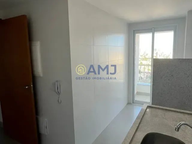 Apartamento 3 quartos e 2 banheiros, à venda, no bairro Setor Leste Universitário em Goiânia