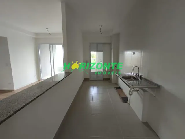Apartamento com 82m² 3 quartos e 2 banheiros, à venda, no bairro Jd California em Jacareí