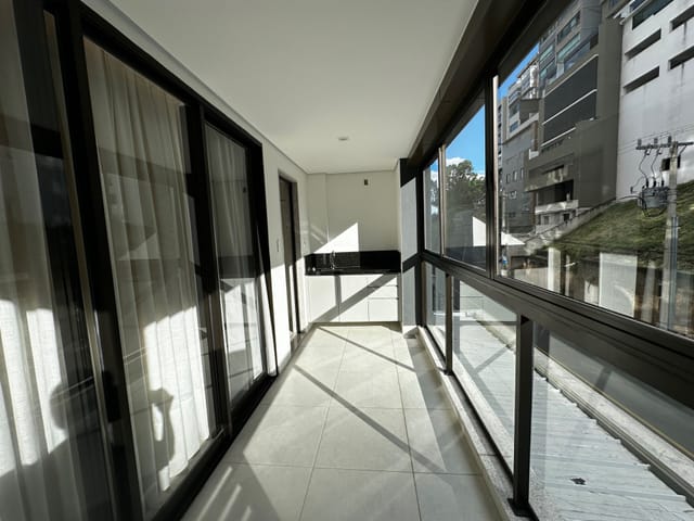Apartamento 2 quartos e 1 banheiro, à venda, no bairro Cascatinha em Juiz de Fora