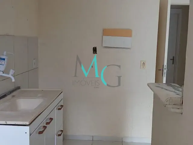 Apartamento 2 quartos e 1 banheiro, à venda ou para alugar, no bairro Campo Grande em Rio de Janeiro