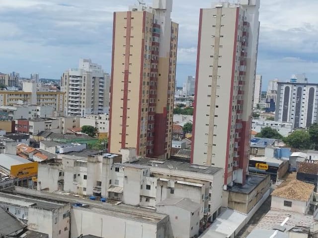 Apartamento 3 quartos e 2 banheiros, à venda, no bairro Centro em Campos dos Goytacazes