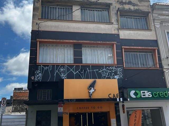 Apartamento para locação, 4 quartos,2 banheiros, 200 m², Centro - Ponta Grossa/PR