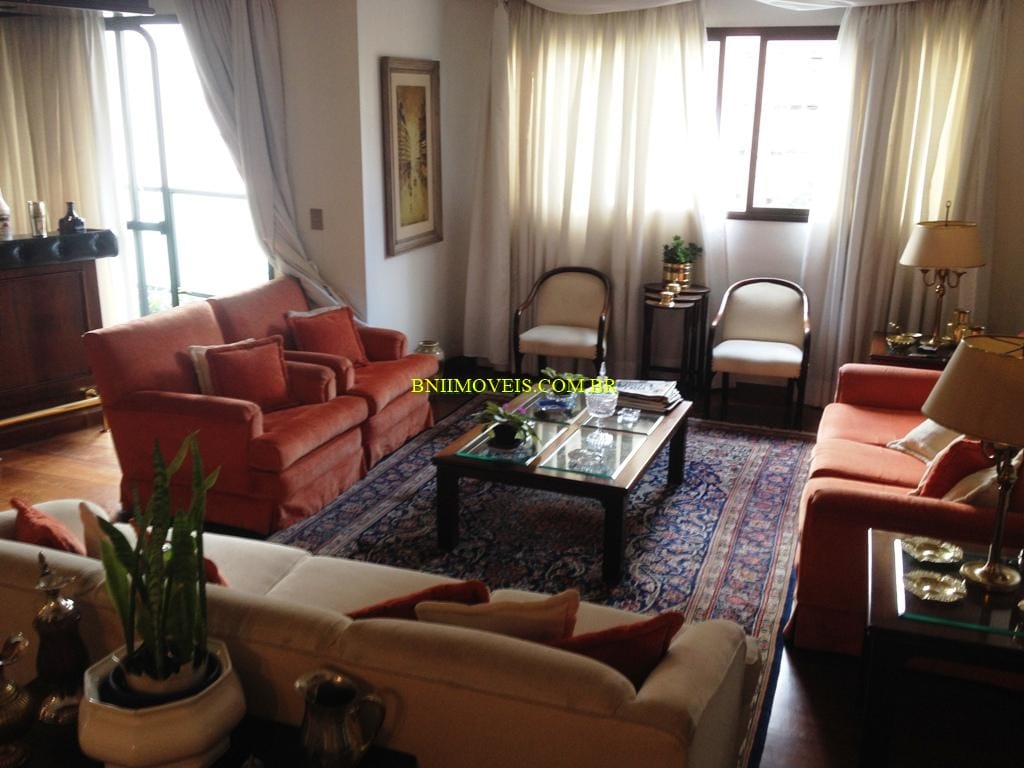 Apartamento, 3 quartos, 220 m² - Foto 1