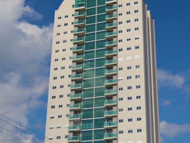 Apartamento com 188m² 3 quartos e 2 banheiros, à venda, no bairro Uvaranas em Ponta Grossa