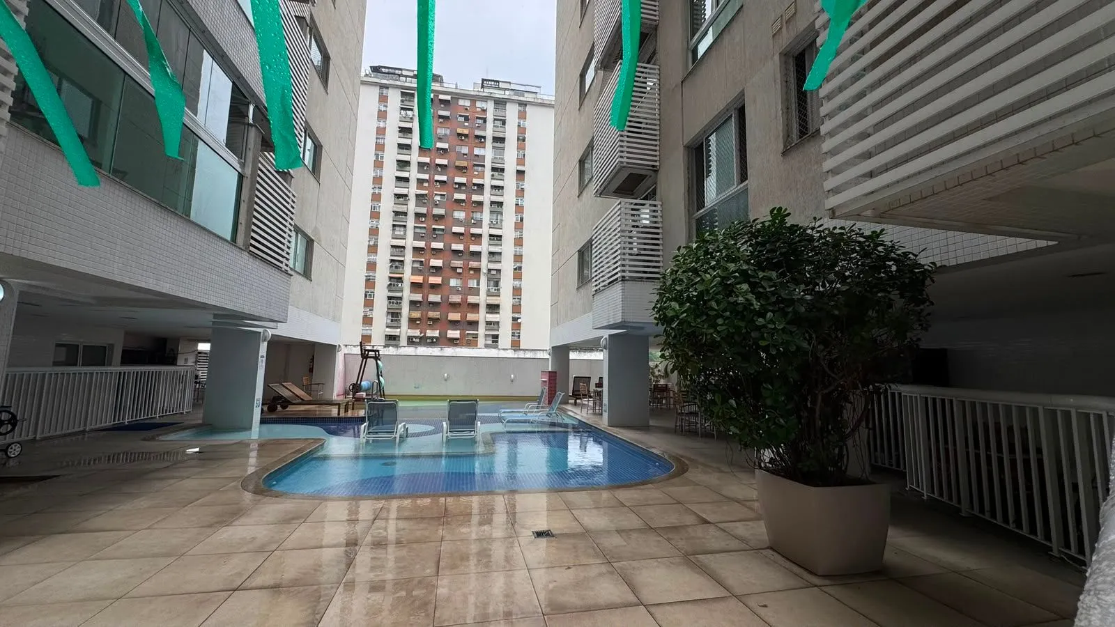 Apartamento para Locação 2 Quartos, 2 Vagas -  Icaraí, Niter