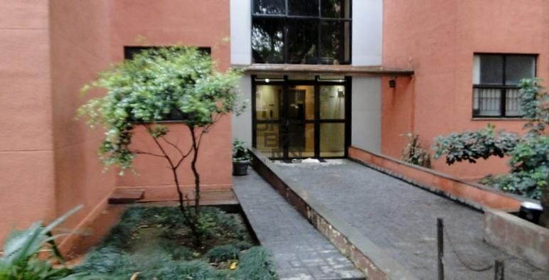 Apartamento à venda e aluguel com 2 quartos, 70m² - Foto 35