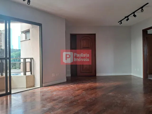 Apartamento com 200m² 4 quartos e 5 banheiros, à venda ou para alugar, no bairro Campo Belo em São Paulo