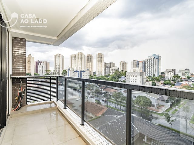 Apartamento 2 quartos e 2 banheiros, à venda, no bairro Cristo Rei em Curitiba