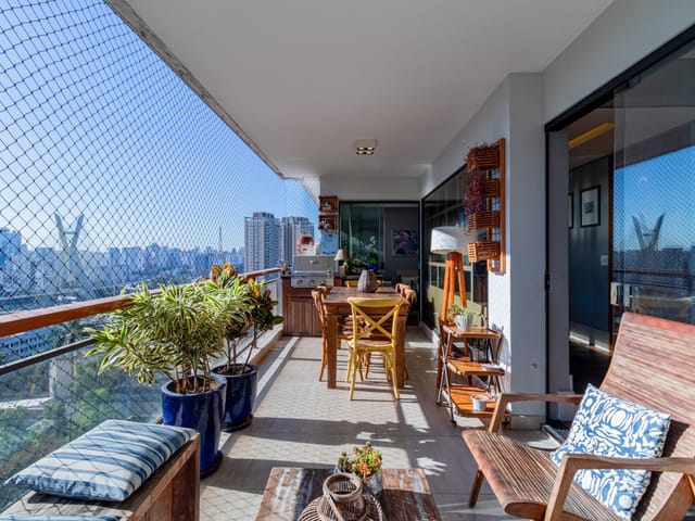 Foto do Apartamento - Apartamento tipo para venda em Real Parque com 4 quartos, sendo 2 suítes, 261.5m² | Lares e Andares Imóveis