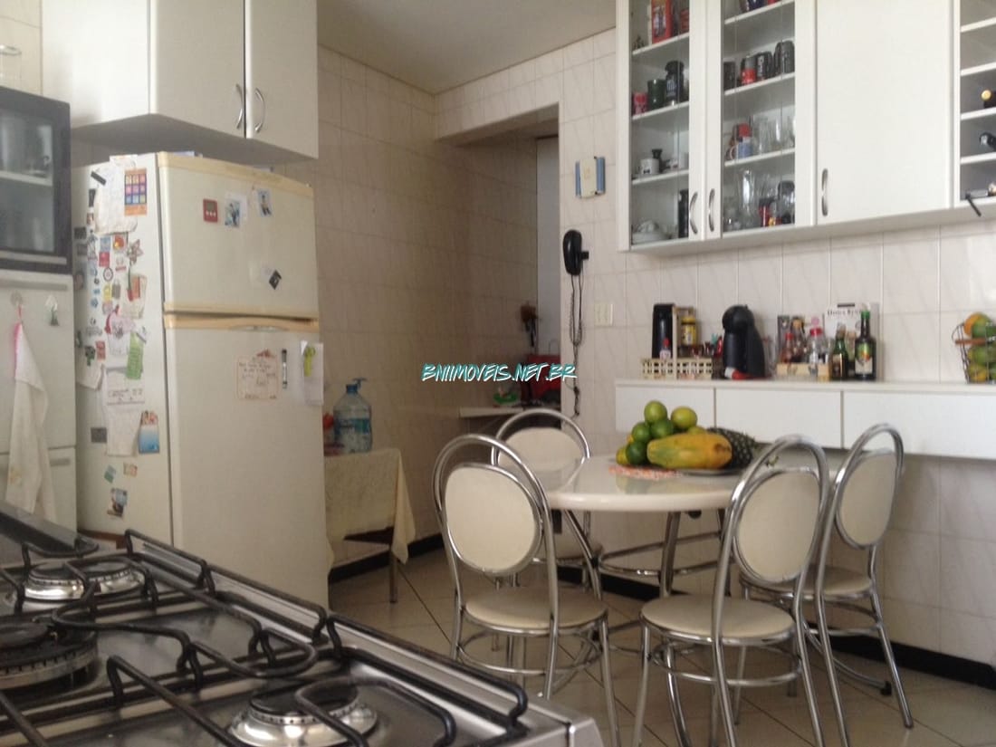 Apartamento à venda com 4 quartos, 185m² - Foto 12