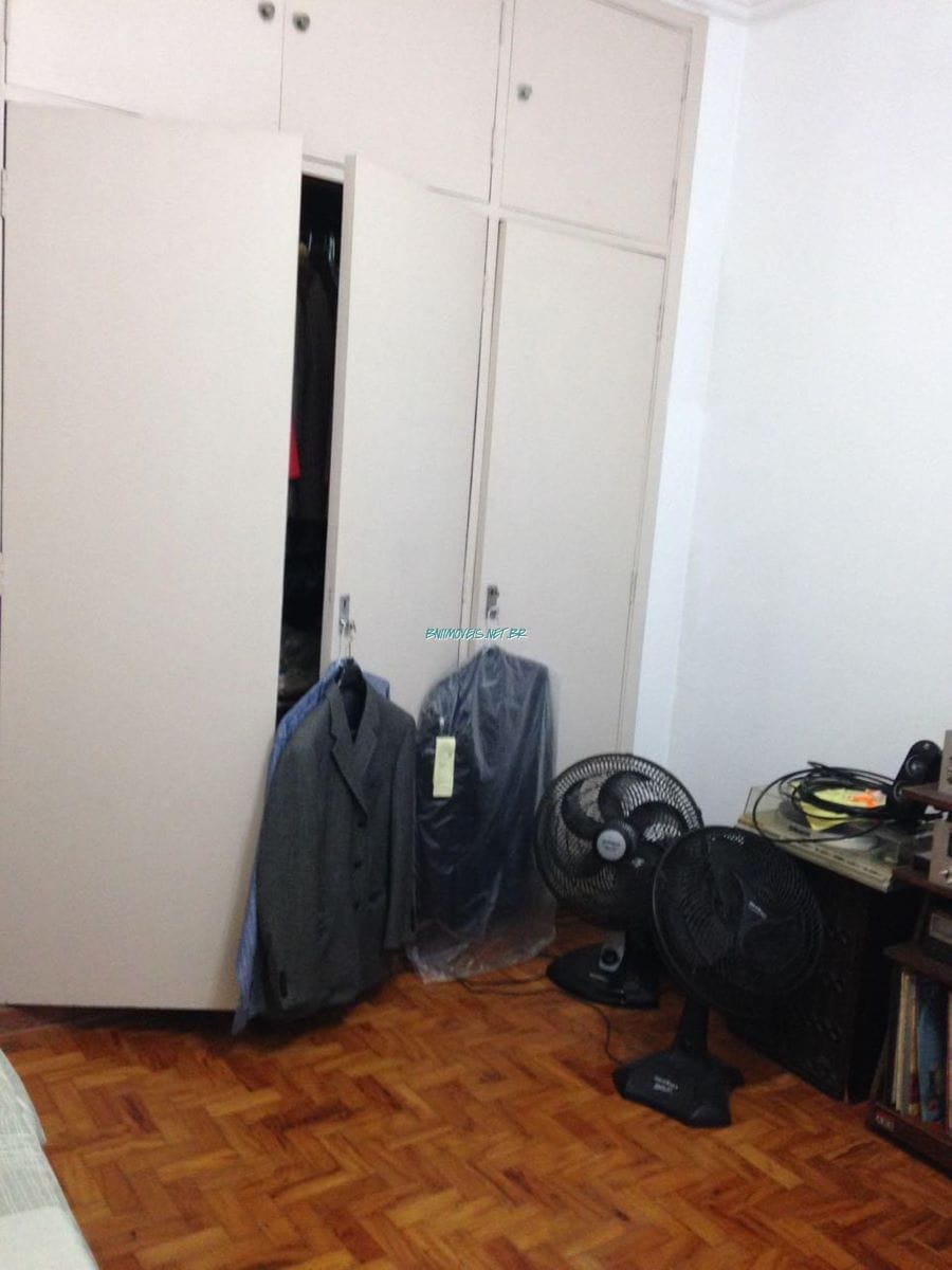 Apartamento à venda com 4 quartos, 185m² - Foto 17