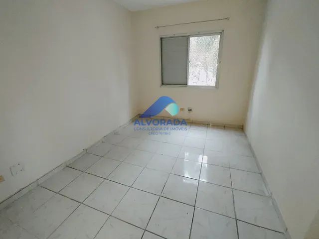 Apartamento 2 quartos e 1 banheiro, para alugar, no bairro Conjunto Residencial Trinta e Um de Março em São José dos Campos