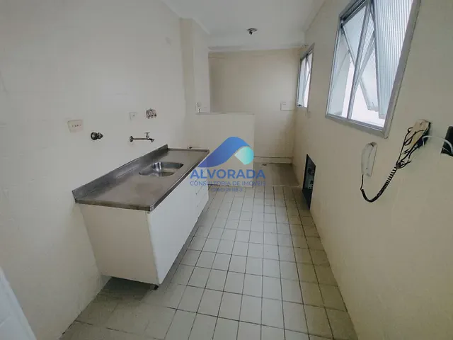 Apartamento 2 quartos e 1 banheiro, para alugar, no bairro Conjunto Residencial Trinta e Um de Março em São José dos Campos