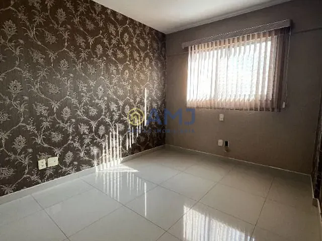 Apartamento 2 quartos e 2 banheiros, à venda, no bairro Vila Rosa em Goiânia
