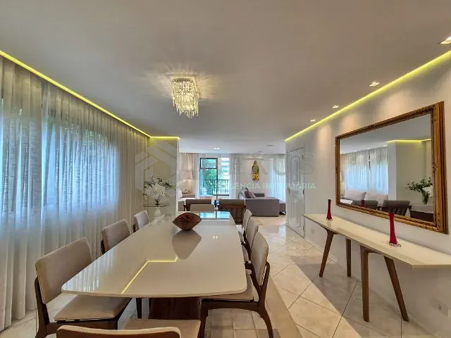 Apartamento 4 quartos e 5 banheiros, à venda, no bairro Pitangueiras em Guarujá