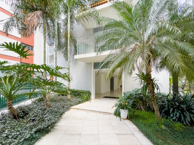 Foto do Apartamento - Apartamento tipo para venda com 3 quartos, sendo 1 suíte, 227m² | Lares e Andares Imóveis