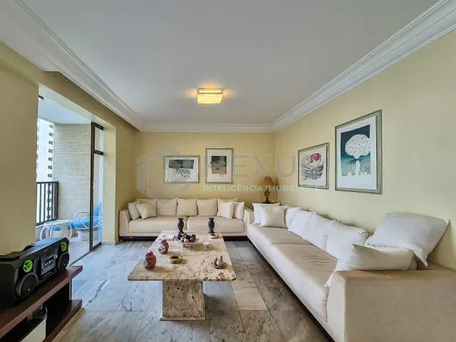 Apartamento com 360m² 4 quartos e 4 banheiros, à venda ou para alugar, no bairro Pitangueiras em Guarujá