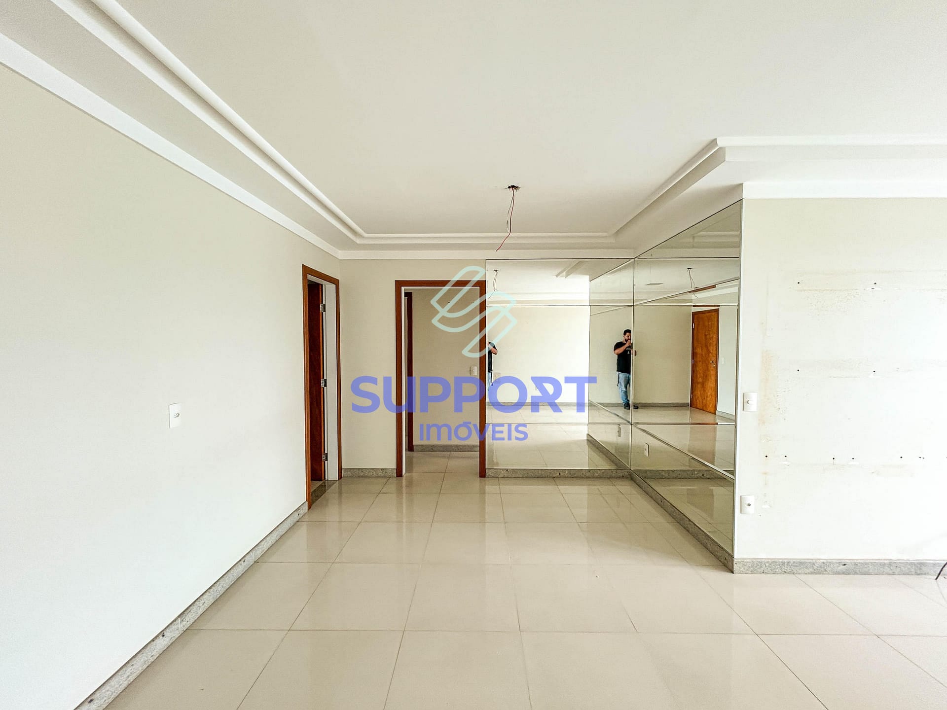Apartamento à venda com 3 quartos, 90m² - Foto 3