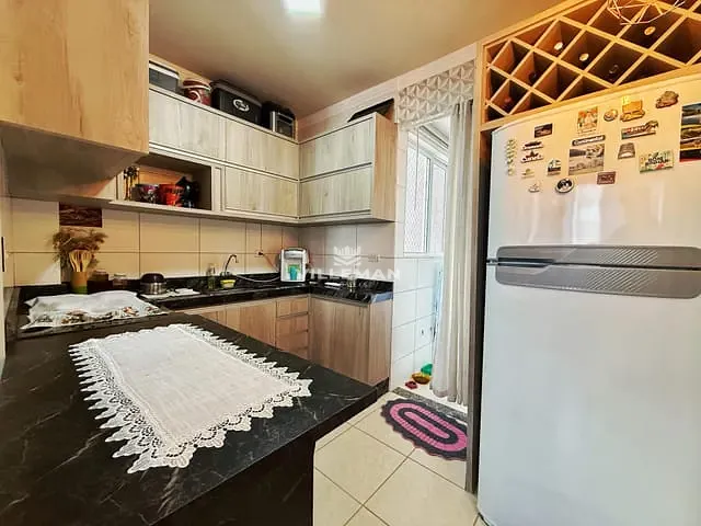 Apartamento 2 quartos e 1 banheiro, à venda, no bairro Alvorada em Maringá