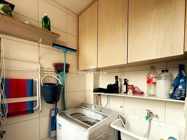 Apartamento 2 quartos e 1 banheiro, à venda, no bairro Alvorada em Maringá