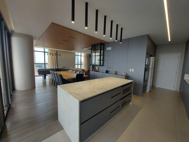Apartamento com 313m² 3 quartos e 5 banheiros, à venda, no bairro Oficinas em Ponta Grossa
