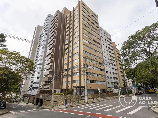 Apartamento 4 quartos e 3 banheiros, à venda, no bairro Bigorrilho em Curitiba