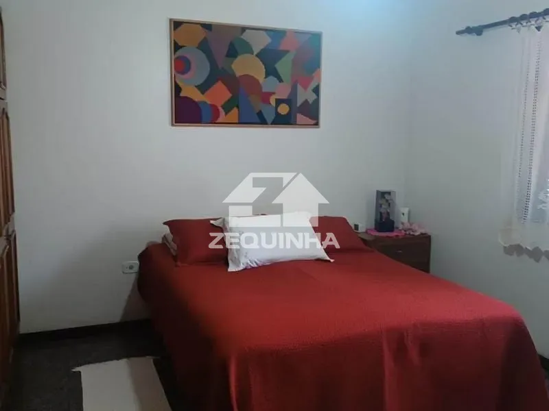 Casa, 4 quartos, 260 m² - Foto 8