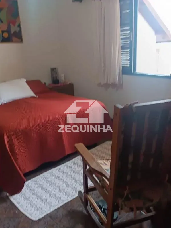 Casa, 4 quartos, 260 m² - Foto 12