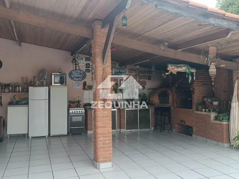Casa, 4 quartos, 260 m² - Foto 22