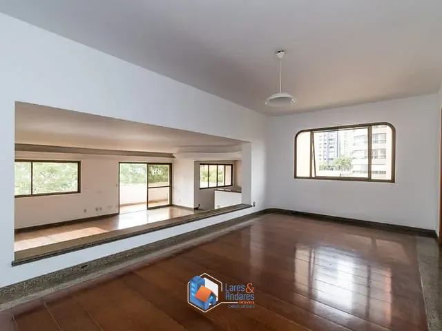 Apartamento com 370m² 4 quartos e 5 banheiros, à venda, no bairro Morumbi em São Paulo