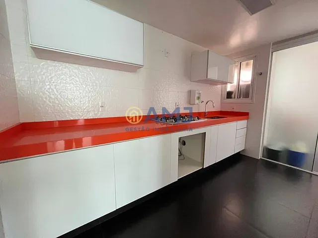 Apartamento 3 quartos e 2 banheiros, à venda ou para alugar, no bairro Setor Bueno em Goiânia