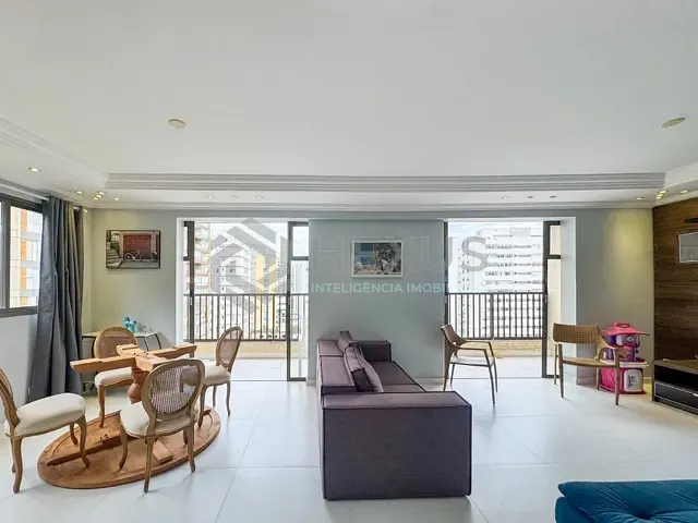Apartamento 4 quartos e 6 banheiros, à venda, no bairro Pitangueiras em Guarujá