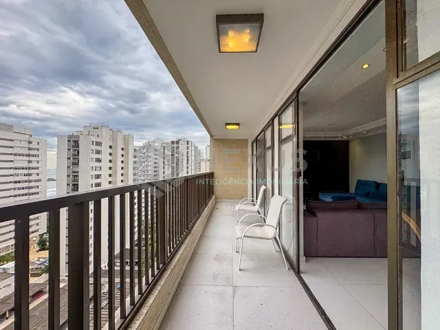 Apartamento 4 quartos e 6 banheiros, à venda, no bairro Pitangueiras em Guarujá
