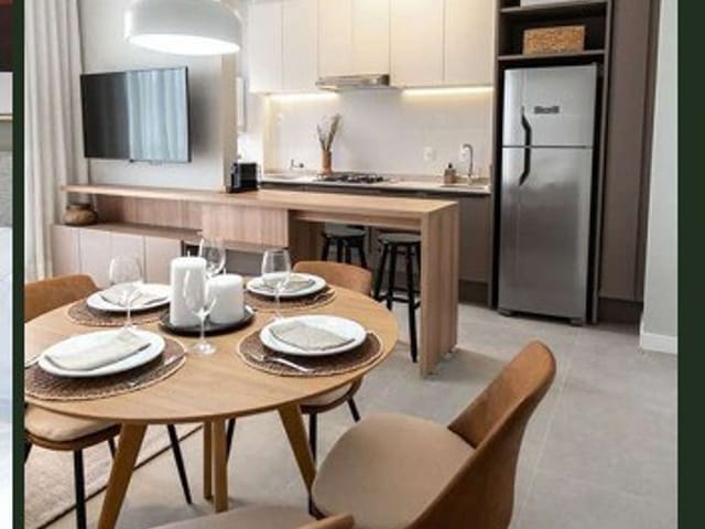 Apartamento 2 quartos e 2 banheiros, à venda, no bairro Cachoeira do Bom Jesus em Florianópolis