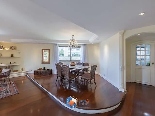 Apartamento com 221m² 4 quartos e 5 banheiros, à venda, no bairro Campo Belo em São Paulo