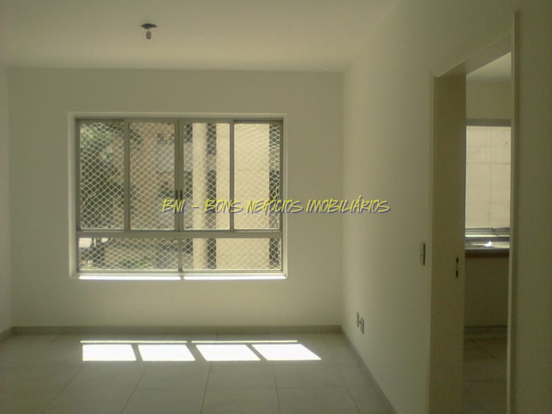 Apartamento para alugar com 3 quartos, 157m² - Foto 1