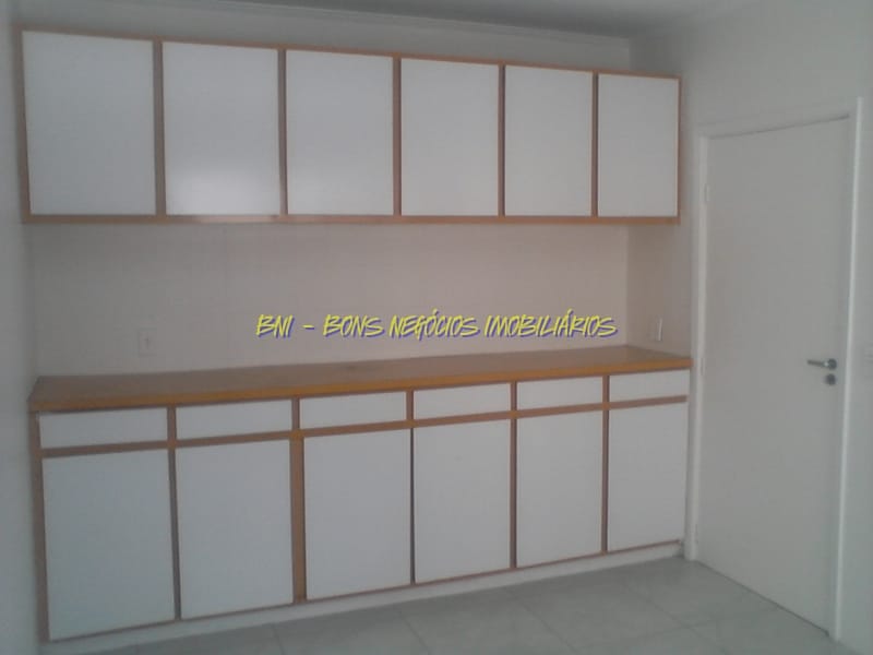 Apartamento para alugar com 3 quartos, 157m² - Foto 5