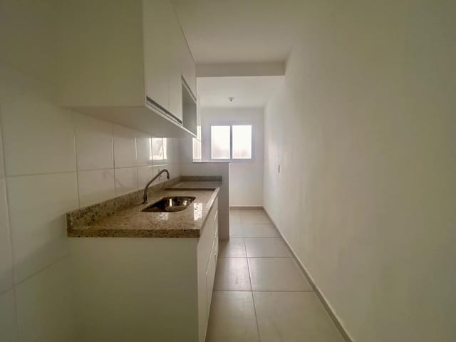 Apartamento 2 quartos e 2 banheiros, para alugar, no bairro Centro em Bertioga