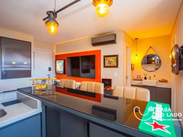 Apartamento 1 quarto e 1 banheiro, à venda, no bairro Centro em Curitiba