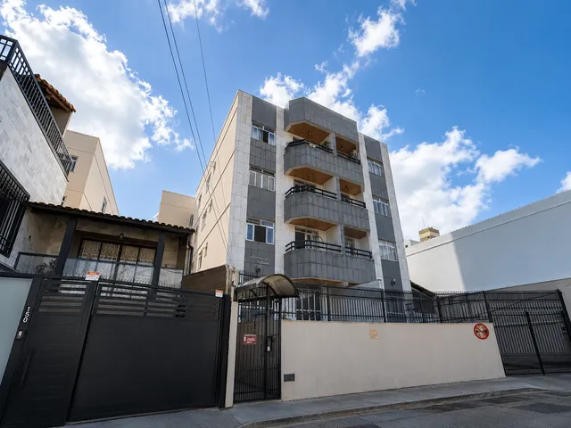 Apartamento 2 quartos e 1 banheiro, para alugar, no bairro Morro da Glória em Juiz de Fora