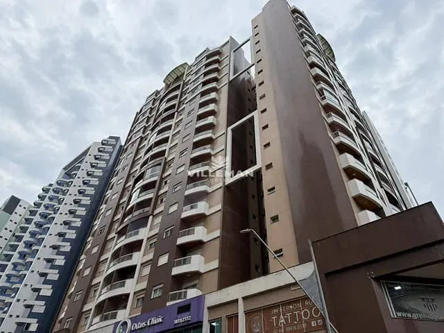 Apartamento 4 quartos e 3 banheiros, à venda, no bairro Zona 07 em Maringá