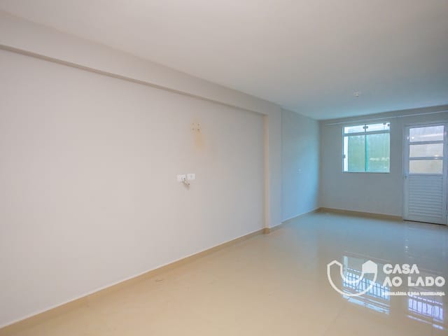 Apartamento 1 quarto e 1 banheiro, para alugar, no bairro Jardim Botânico em Curitiba