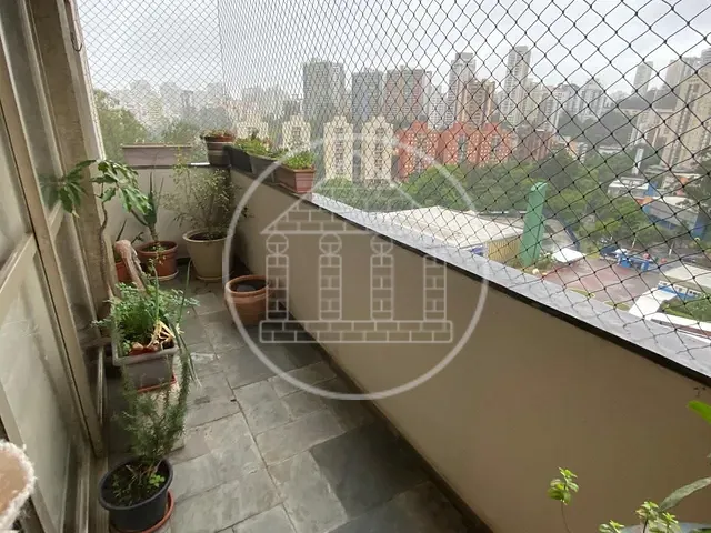 Apartamento 3 quartos e 1 banheiro, à venda, no bairro Paraíso do Morumbi em São Paulo