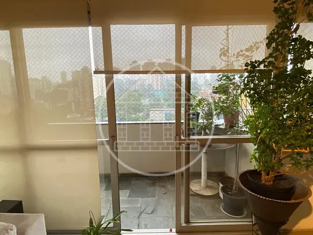 Apartamento 3 quartos e 1 banheiro, à venda, no bairro Paraíso do Morumbi em São Paulo