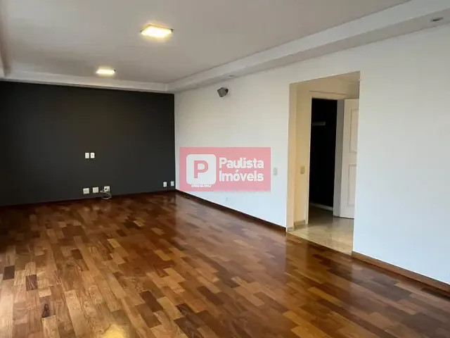 Apartamento com 300m² 4 quartos e 5 banheiros, à venda ou para alugar, no bairro Santo Amaro em São Paulo