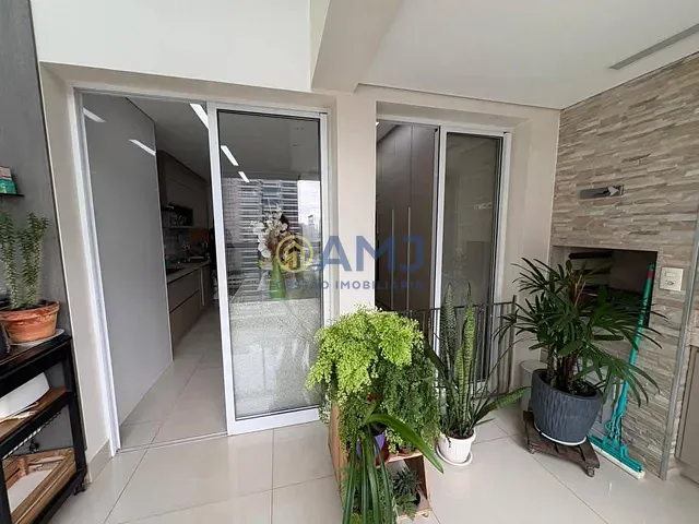 Apartamento 3 quartos e 4 banheiros, à venda, no bairro Setor Bueno em Goiânia